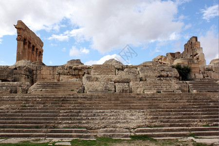 黎巴嫩Baalbeck寺庙的楼梯和柱子图片