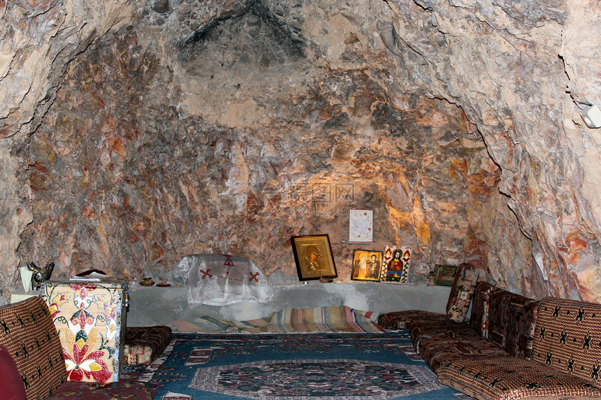正统修道院山洞中的阿尔塔图片