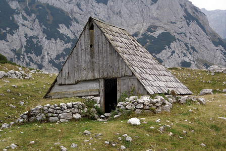 黑山杜米托木屋图片