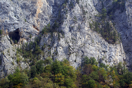 山洞和黑塔拉峡谷图片