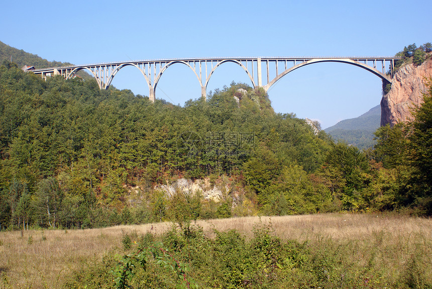 黑山塔拉峡谷大桥图片