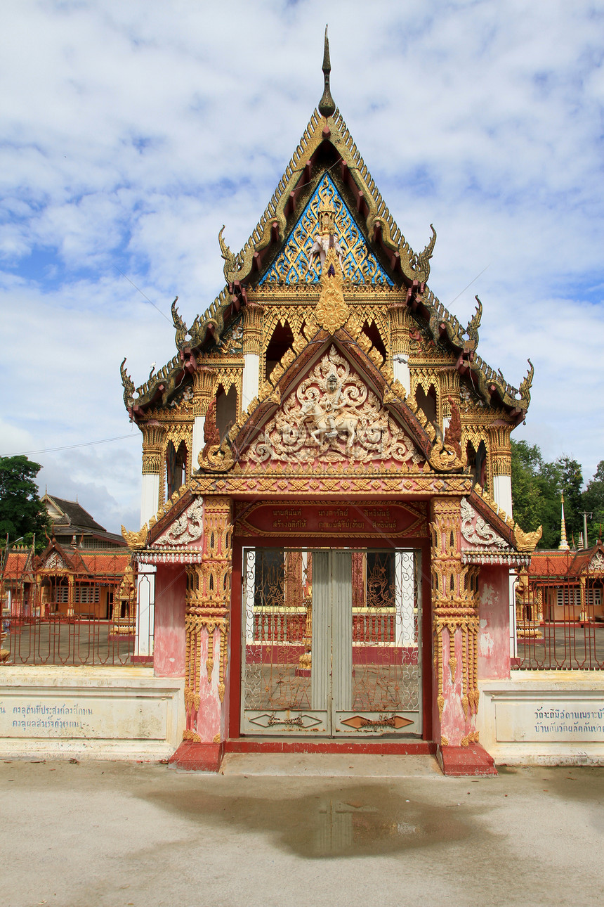 泰国普拉恰普基里汗PrachuapKhiriKhanWatKoLak寺庙正面图片