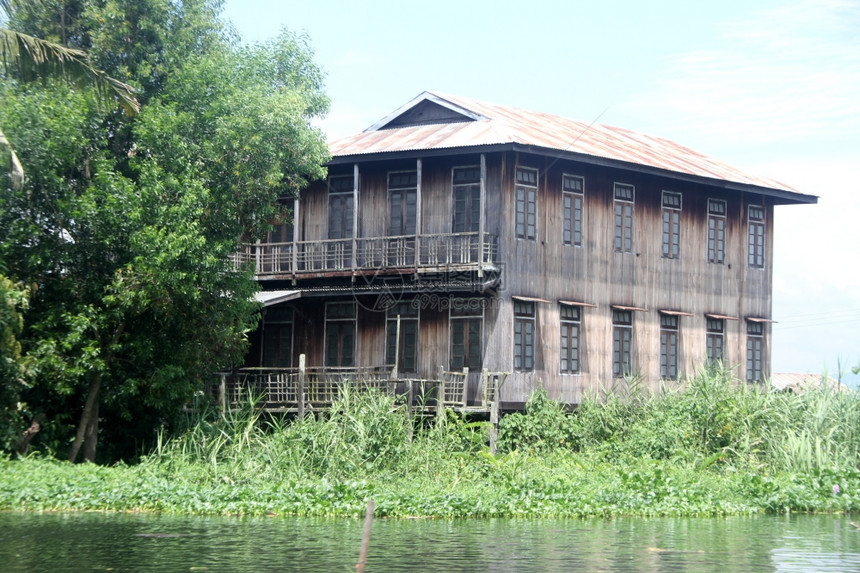 缅甸内尔湖运河木林住宅区缅甸内尔湖图片