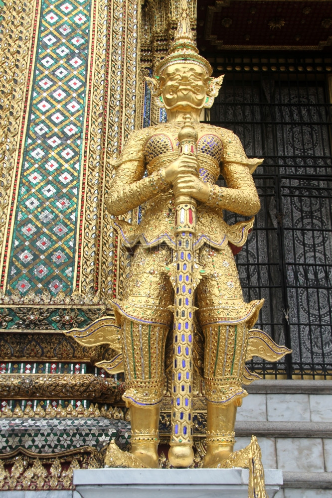 泰国曼谷大宫殿金卫兵图片