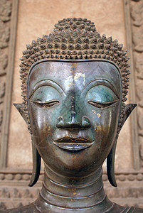 老挝万象WhatPhrraKeo的青铜佛头图片