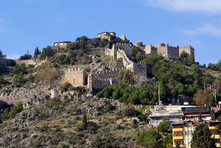 土耳其艾伦雅山顶的城堡图片