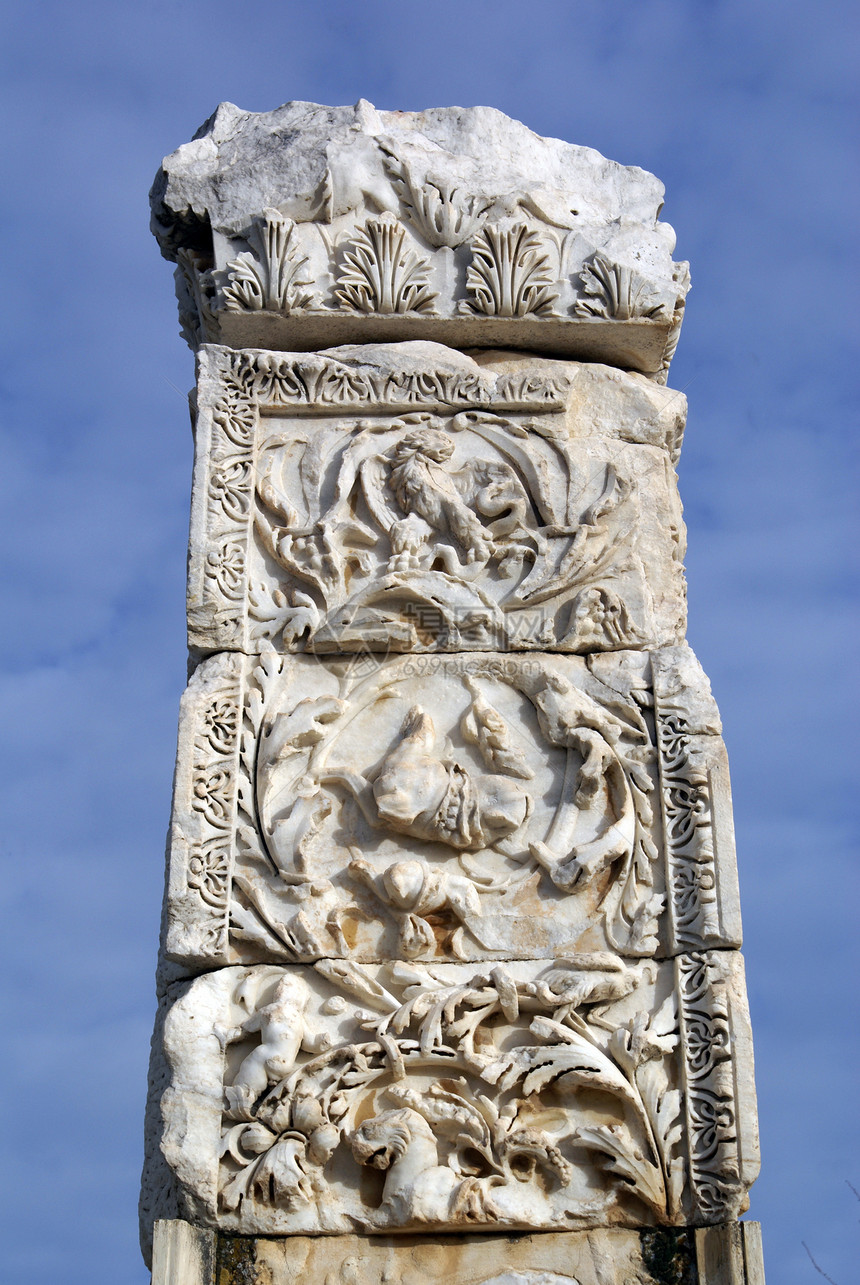 土耳其阿弗罗迪西亚神庙顶柱图片