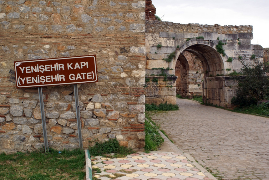 土耳其伊兹尼克亚谢希尔大门旧废墟图片