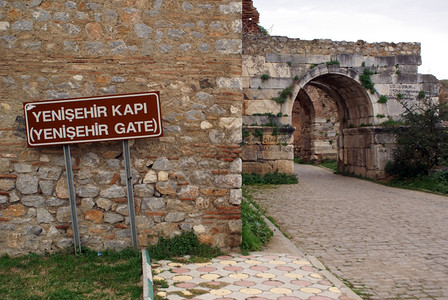 土耳其伊兹尼克亚谢希尔大门旧废墟图片