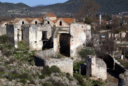 土耳其Fethie附近Kayakoy村旧教堂的废墟图片