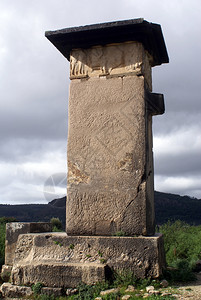 土耳其西部Xanthos废墟上的古迹图片