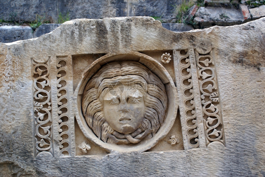 土耳其Myra戏院的石头上面具图片
