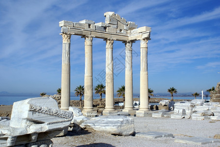 土耳其Side的雅典那寺庙废墟图片