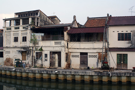 马来西亚梅拉卡河附近老房子图片