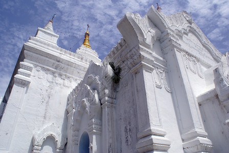 缅甸曼德勒明贡白佛寺图片