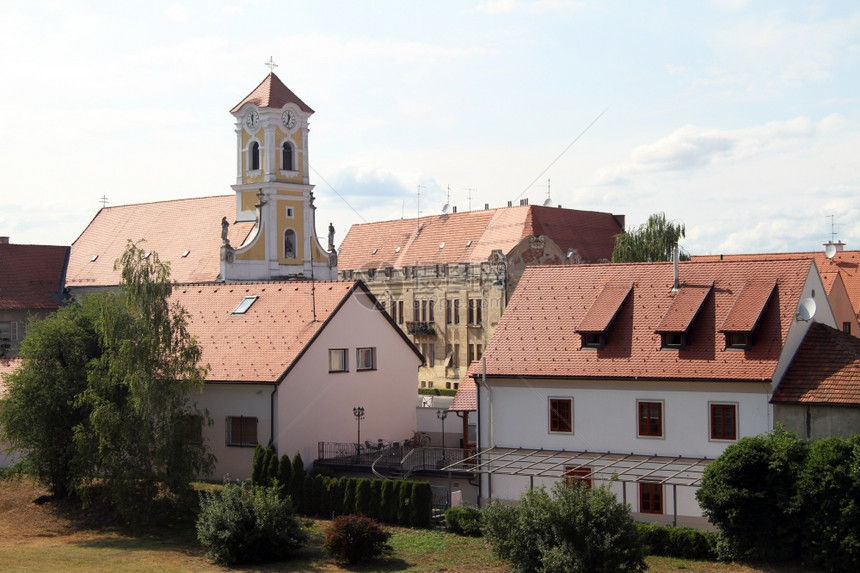 克罗地亚瓦拉日丁市教堂和建筑物图片