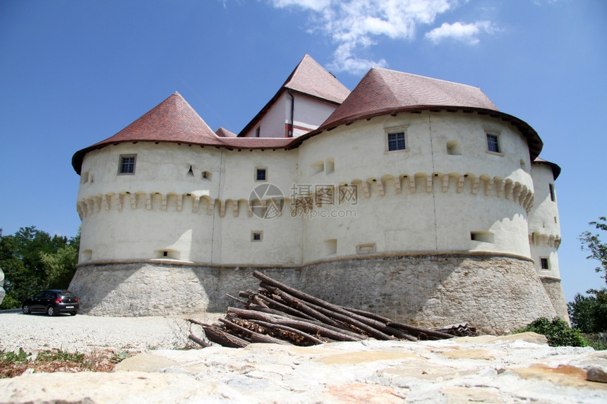 克罗地亚大塔博尔城堡和木材图片