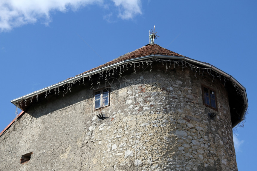 克罗地亚奥卢基城堡顶塔图片