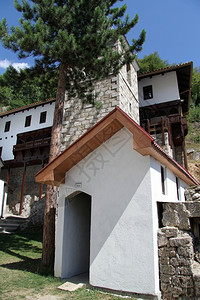 黑山Pljevlja附近修道院教堂图片