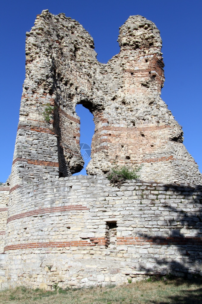 保加利亚库拉旧塔的废墟图片