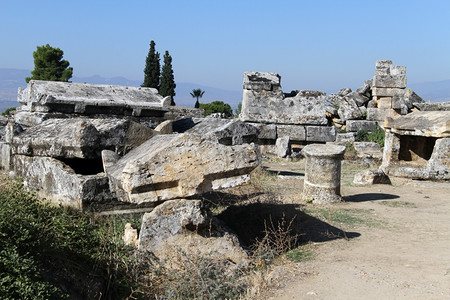 土耳其Hyerapolis的废墟图片