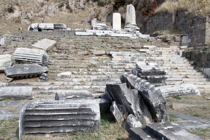 土耳其Pergam古寺庙楼梯图片