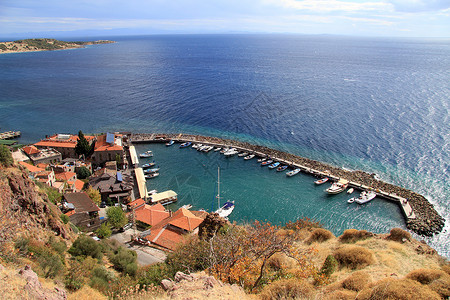 贝拉姆卡勒土耳其Behramkale古老阿索斯附近旧港口Iskele背景