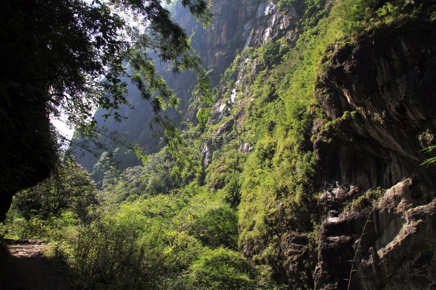 尼泊尔的足道和山丘图片