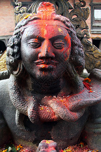 尼泊尔巴克塔普尔昌古寺附近的纳拉扬雕像图片