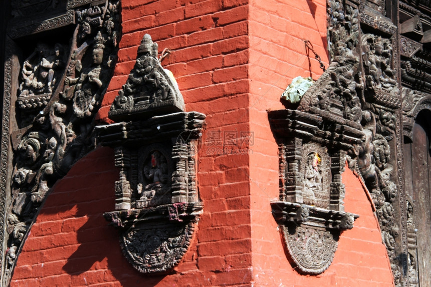 尼泊尔Patan的砖头兴都寺庙角图片