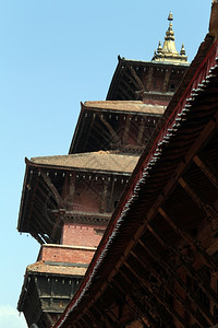 国王在尼泊尔Patan的Durbar广场的甘蓝屋顶图片