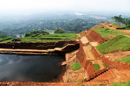 斯里兰卡Sigiriya岩石顶端的视图图片