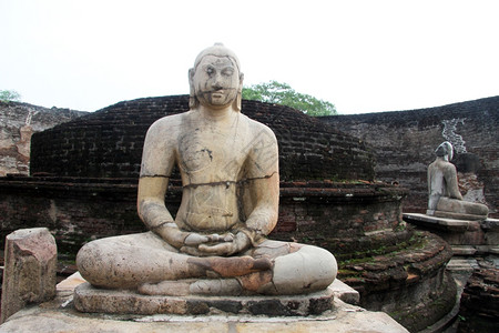 斯里兰卡Polonnaruwa的封印佛和古代的封印图片
