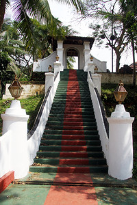 斯里兰卡贝鲁瓦拉Sapugoda修道院长楼梯图片