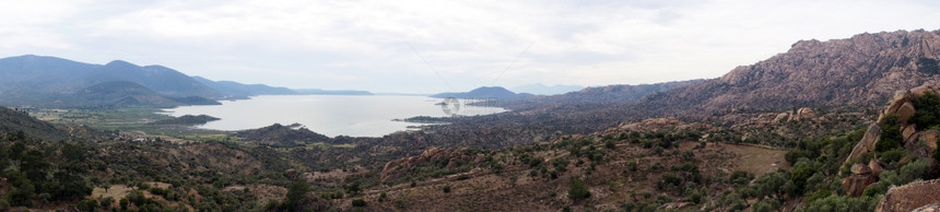 土耳其中部巴法湖全景图片