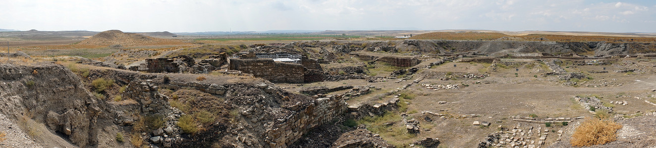 土耳其古代Gordium的挖掘全景图片