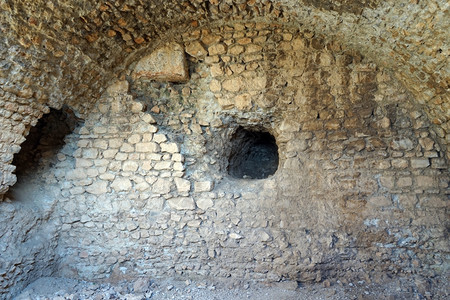 在土耳其亚尔瓦奇附近的安蒂奥希亚皮西迪亚的罗马浴室内图片