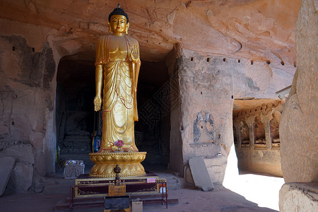 张义五月2017年5月在岩石洞穴的MatiSi寺佛像图片
