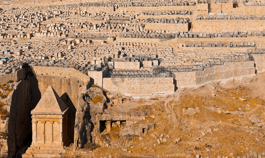 耶路撒冷橄榄山上的Zecariah墓和古犹太图片