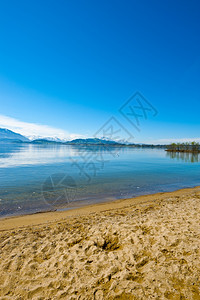 瑞士祖格尔湖桑迪海滩图片