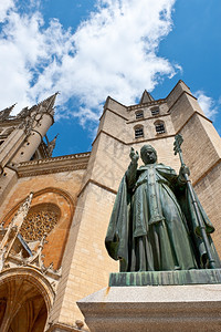 法国大教堂圣皇像图片