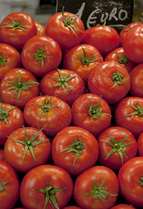 许多番茄排列为背景图片