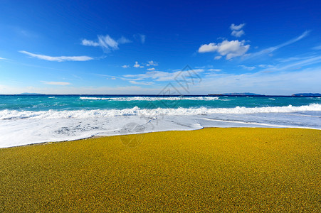 洛得岛大片沙巴上的潮波高清图片