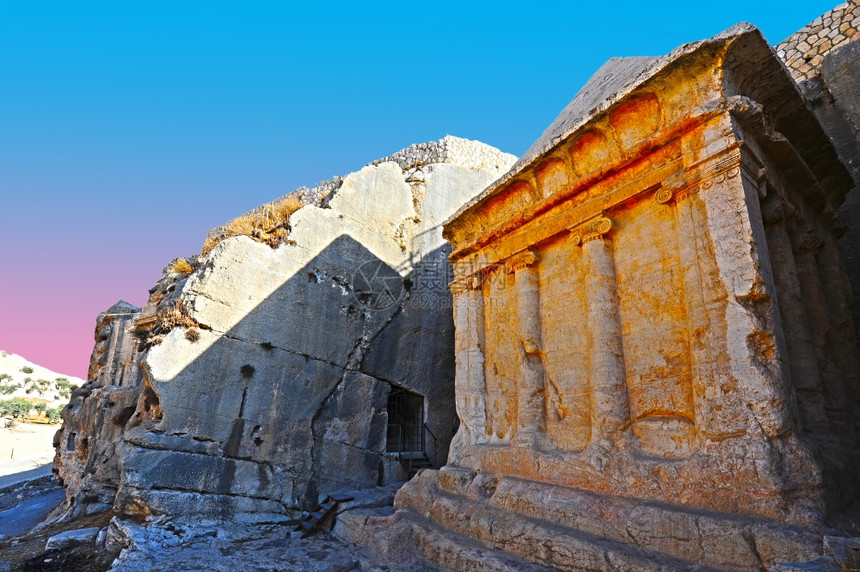 撒迦里雅墓是耶路撒冷古老的石头纪念碑图片