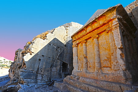 撒迦里雅墓是耶路撒冷古老的石头纪念碑高清图片