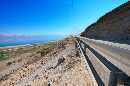 以色列死海沿岸的阿法特公路图片
