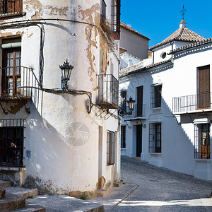 西班牙中世纪历史建筑图片