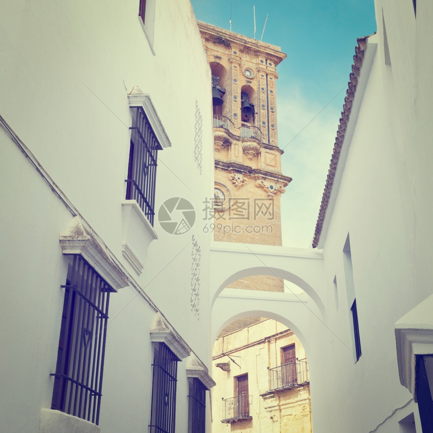 中世纪西班牙阿尔科斯市街景图片