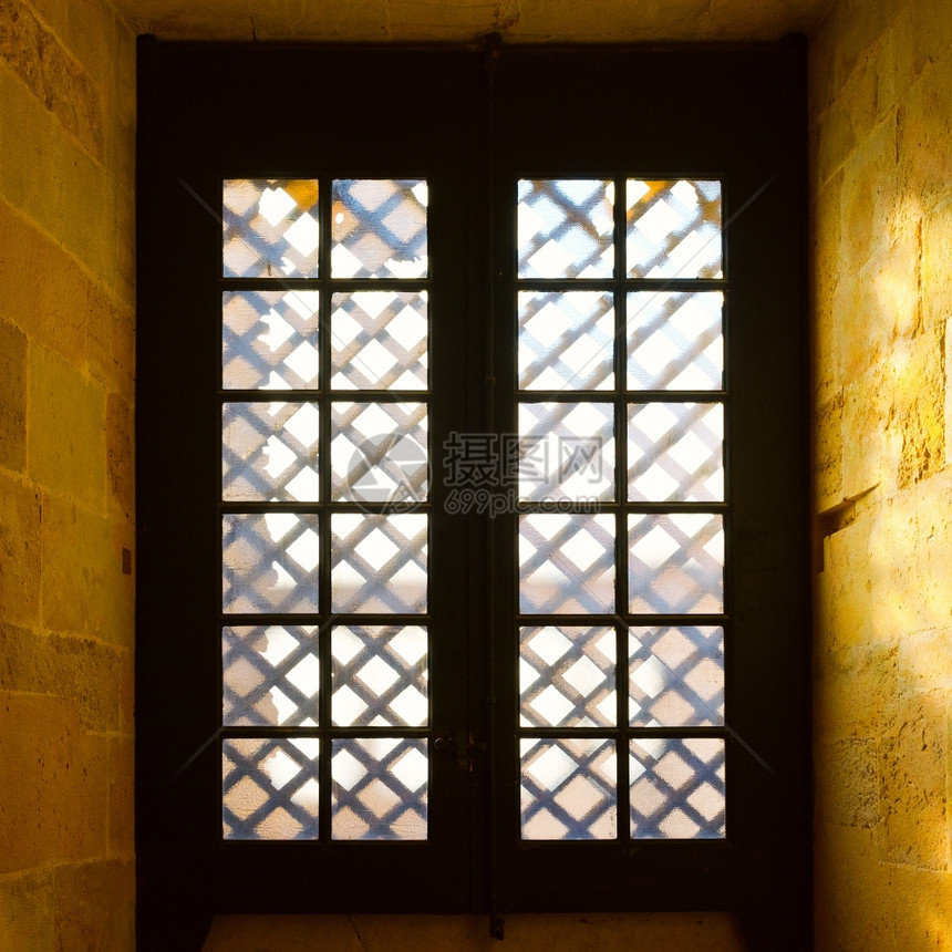 葡萄牙托马尔市圣殿教堂窗口图片