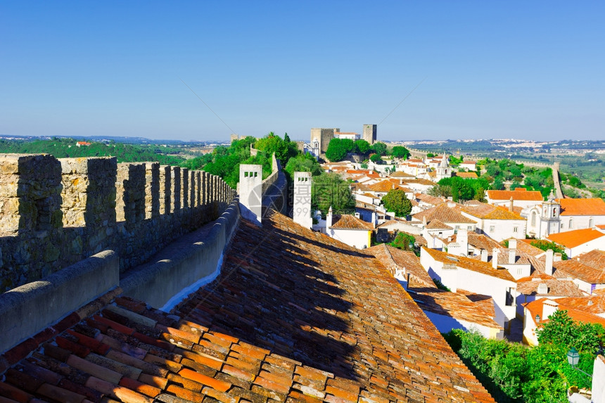 观看葡萄牙历史中心城市奥比多斯图片